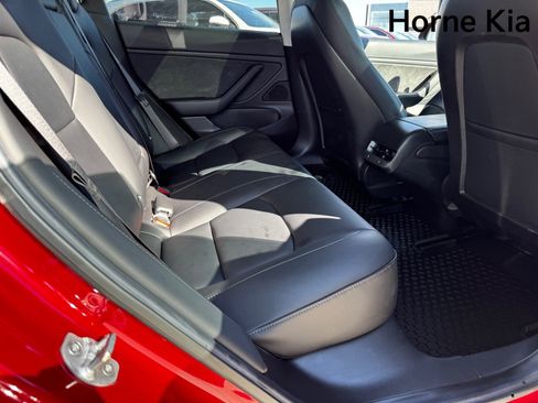 Used 2018 Tesla Model 3 Long Range image 26