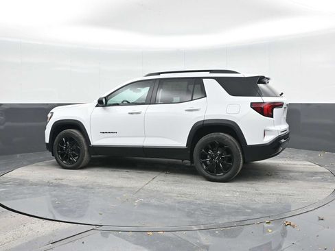 New 2026 GMC Terrain Elevation w/ Elevation Premium Package AWD/4WD image 3