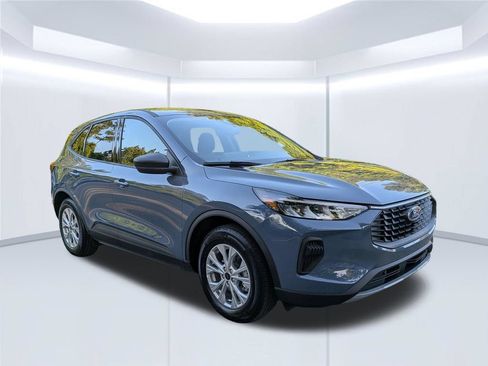 New 2026 Ford Escape Active w/ Tech Pack #1 FWD image 10
