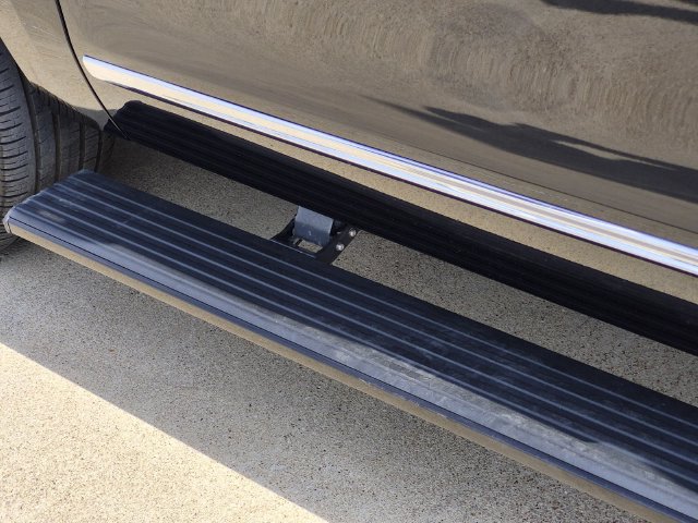 Used 2024 Lincoln Navigator Reserve AWD/4WD image 11
