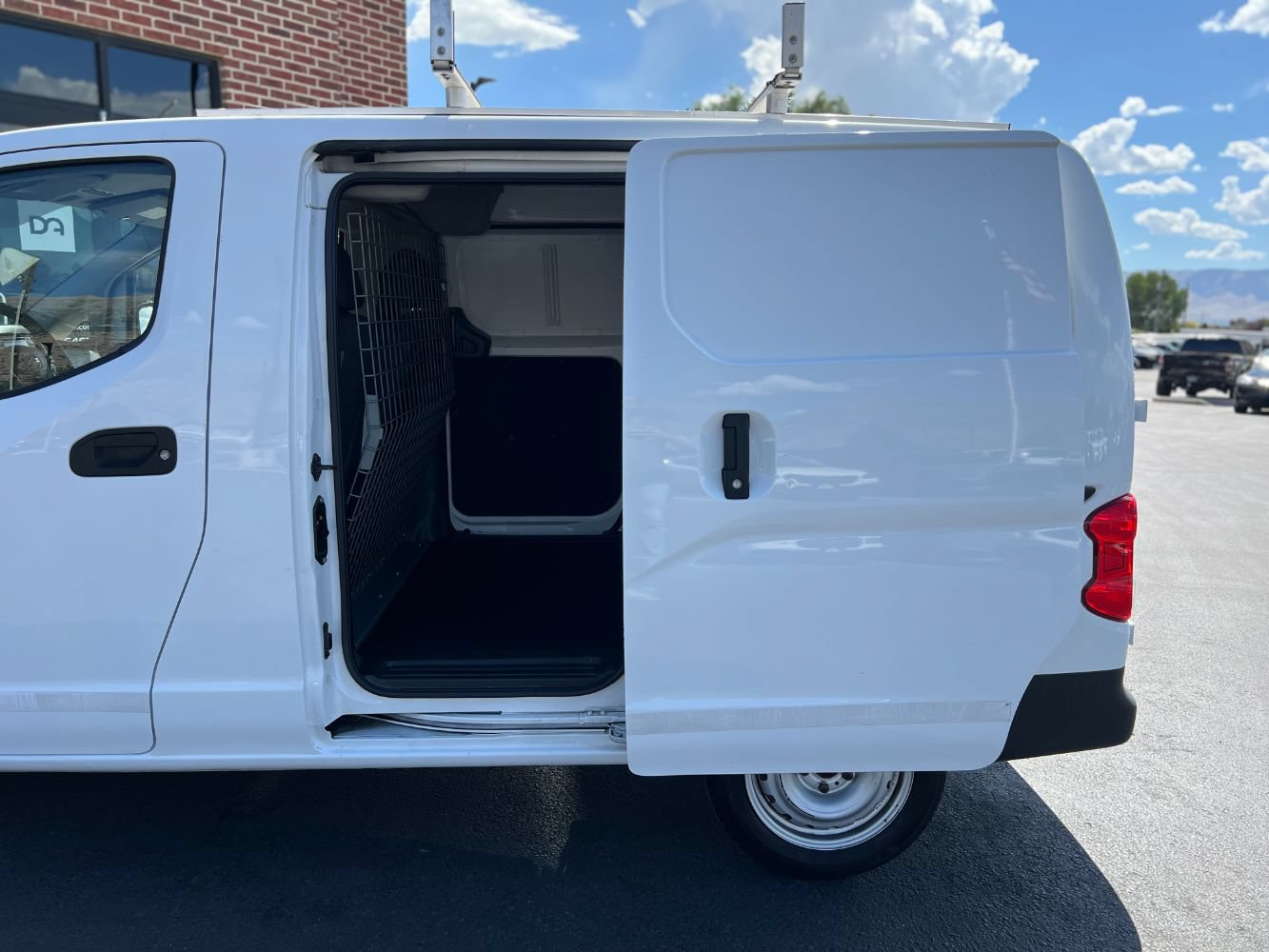 Used 2019 Nissan NV200 S w/ Cruise Control Package FWD image 22