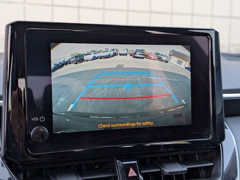 Used 2025 Toyota Corolla LE FWD image 26