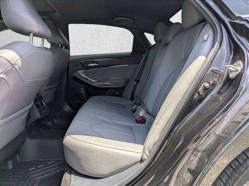 Used 2022 Toyota Avalon XLE w/ Moonroof Package FWD image 14