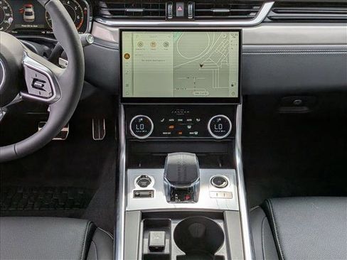 New 2024 Jaguar XF R-Dynamic SE image 11