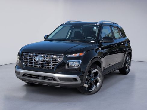 New 2026 Hyundai Venue SEL image 2