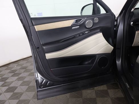 Used 2023 Genesis GV80 2.5T w/ Prestige Package image 29