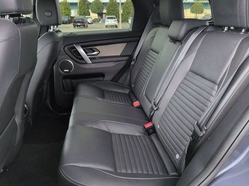 Used 2025 Land Rover Discovery Sport Dynamic SE AWD/4WD image 14