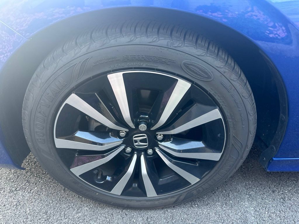 Used 2023 Honda Civic EX image 14