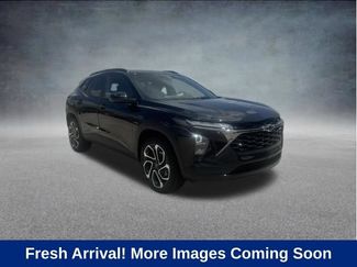 Used 2026 Chevrolet Trax RS w/ Sunroof Package FWD 360° Tour