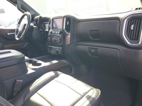 Used 2019 Chevrolet Silverado 1500 High Country w/ Technology Package image 19