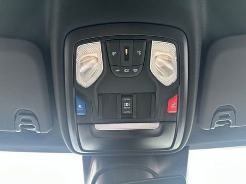 New 2026 RAM 2500 Tradesman AWD/4WD image 17