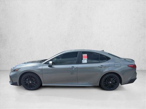 New 2026 Toyota Camry SE FWD image 13