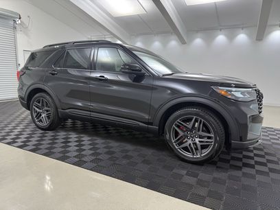 New 2025 Ford Explorer ST