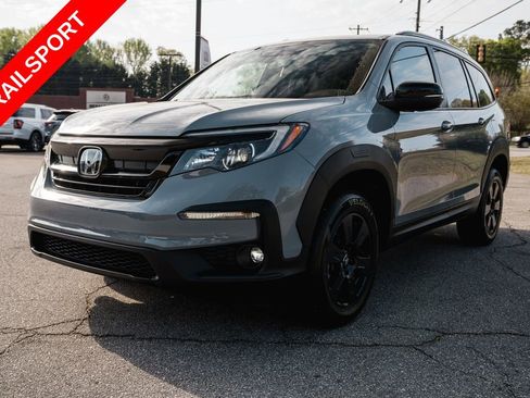 Used 2022 Honda Pilot TrailSport image 3