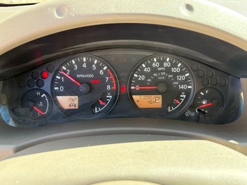 Used 2013 Nissan Frontier SV w/ SV Value Truck Pkg image 16