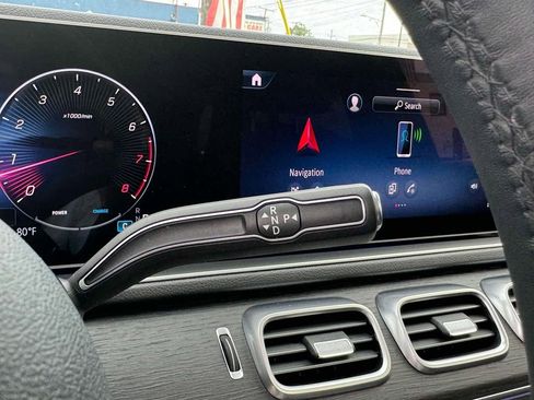 Used 2024 Mercedes-Benz GLE 350 4MATIC image 24