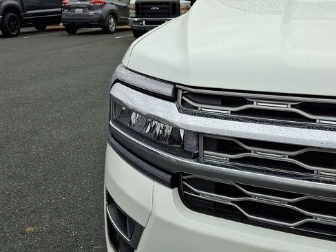 Certified 2023 Ford Expedition Max Platinum image 9