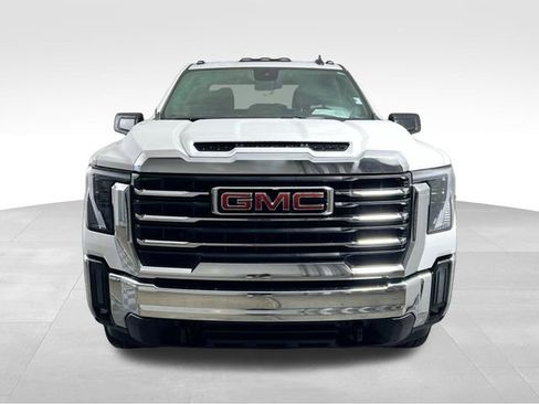 Used 2025 GMC Sierra 3500 SLE w/ SLE Value Package image 4