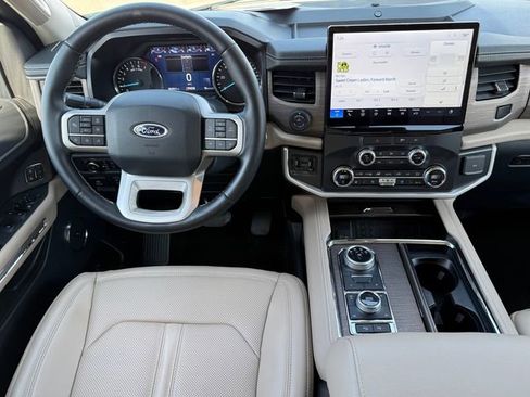 Certified 2022 Ford Expedition Max Limited image 8