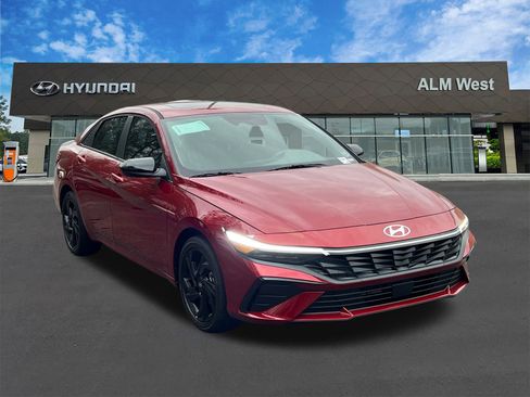 New 2026 Hyundai Elantra SEL Sport Premium FWD image 4