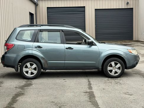 Used 2010 Subaru Forester 2.5X AWD/4WD image 5