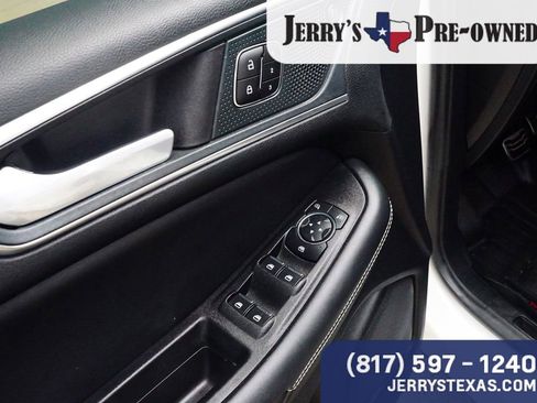 Used 2024 Ford Edge ST w/ Equipment Group 401A AWD/4WD image 16