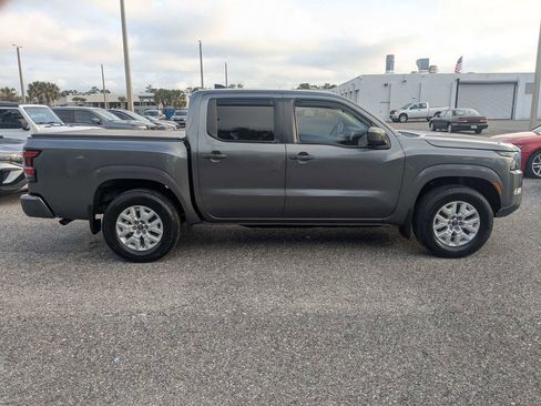 Used 2022 Nissan Frontier SV RWD image 3