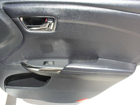 Used 2018 Toyota Avalon Touring image 17