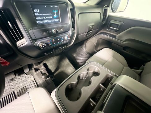 Used 2016 Chevrolet Silverado 1500 Custom w/ Custom Convenience Package image 25