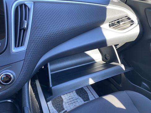 Used 2024 Chevrolet Malibu LT image 29