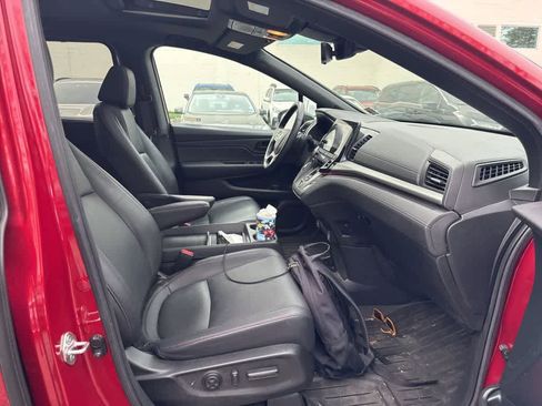 Used 2023 Honda Odyssey Sport image 16