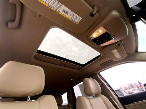 Certified 2021 Jeep Grand Cherokee Limited w/ Premium Lighting Group image 12