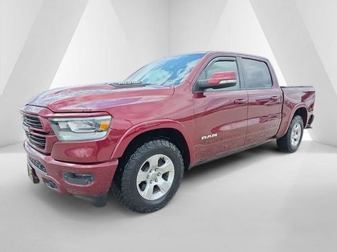 Used 2019 RAM 1500 Laramie AWD/4WD image 2