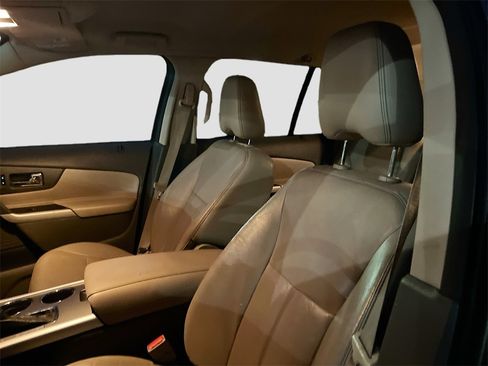 Used 2012 Ford Edge SEL image 19