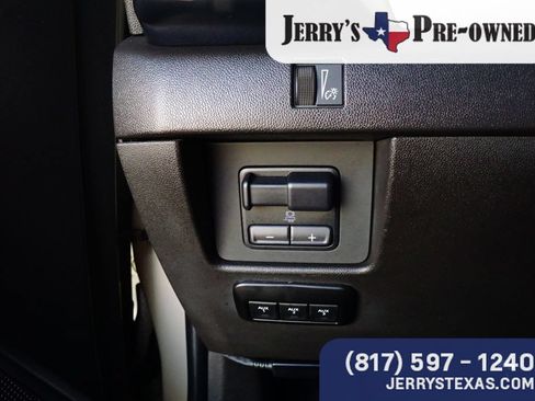 Used 2024 GMC Canyon AT4X AWD/4WD image 16