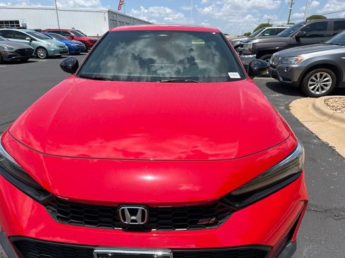 Used 2026 Honda Civic Si image 2