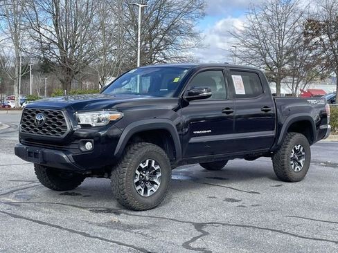 Used 2021 Toyota Tacoma TRD Off-Road image 1