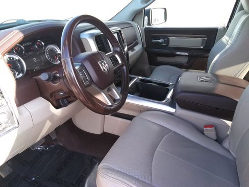 Used 2018 RAM 1500 Laramie w/ Convenience Group image 13