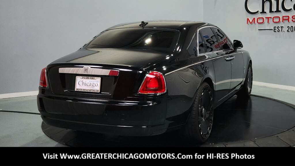 Used 2014 Rolls-Royce Ghost RWD image 12
