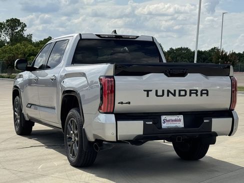 Used 2024 Toyota Tundra Platinum AWD/4WD image 4