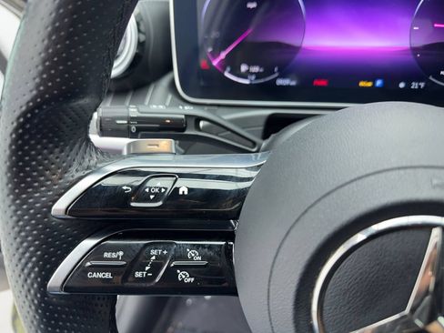 Used 2022 Mercedes-Benz C 300 Sedan image 21