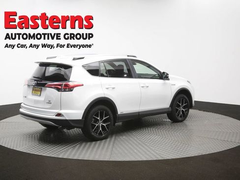 Used 2018 Toyota RAV4 SE AWD/4WD image 43
