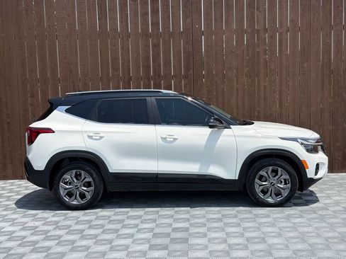 Used 2024 Kia Seltos S FWD image 14