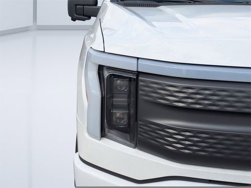 Used 2023 Ford F150 Lightning XLT w/ Tow Technology Package image 9