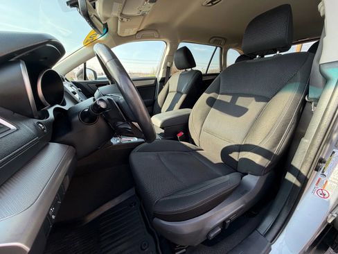 Used 2019 Subaru Outback 2.5i Premium image 18