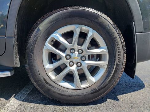 Used 2018 Chevrolet Traverse LT AWD/4WD image 32