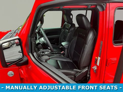Used 2023 Jeep Gladiator Overland w/ Cold Weather Group AWD/4WD image 22