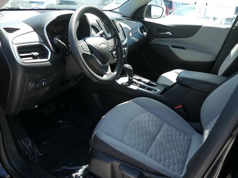 Used 2019 Chevrolet Equinox LS w/ LPO, Cargo Package FWD image 12