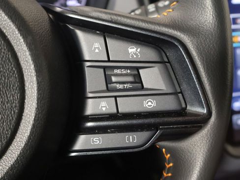 Used 2024 Subaru Crosstrek 2.5i Limited AWD/4WD image 35