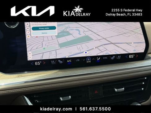 Used 2025 Chevrolet Tahoe High Country RWD image 18